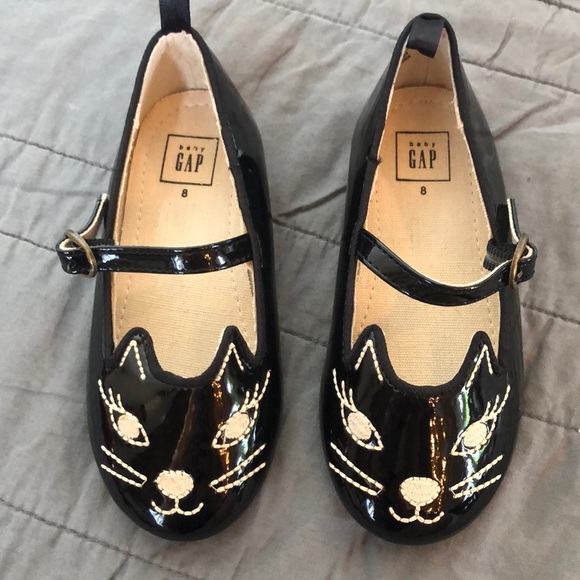 GAP Other - Gap “cat” Black Patin Leather Shoe Girls 8 GAP Other - Gap “cat” Black Patin Leather Shoe Girls 8